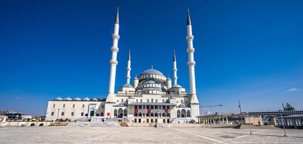 Mezquita de Kocatepe en Ankara
