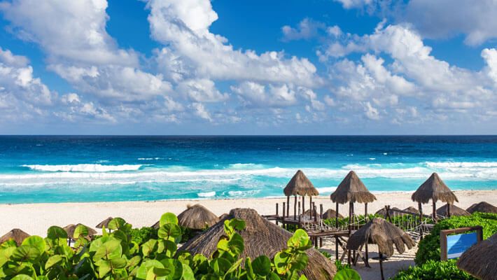 Dolphin Beach Cancún Vista de la Playa Dolphin en Cancún