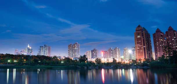 Panorámica nocturna de Shenzhen, China