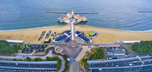 Playa Momochi en Fukuoka, Japón